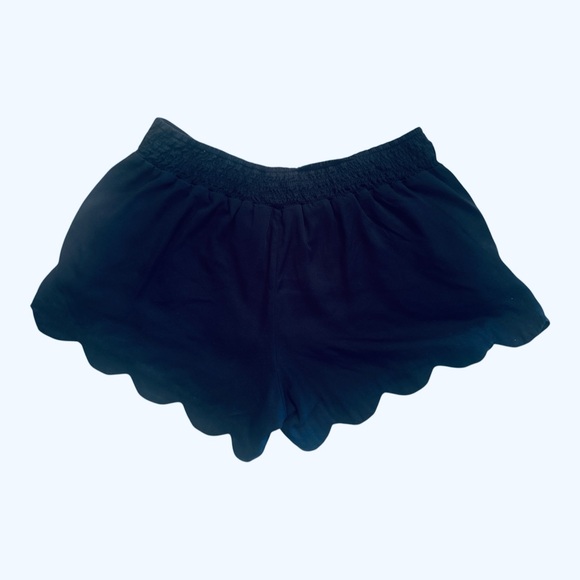 Lilly Pulitzer Navy Scalloped Dalia Shorts Size Small‎ - Picture 1 of 8